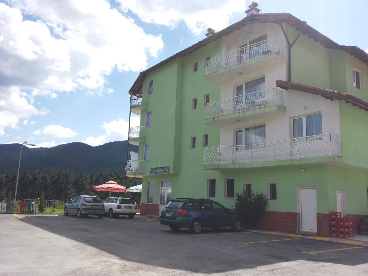 Family Hotel Panorama Sarnitsa Eksteriør bilde